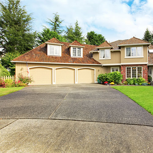 Expert team completing a residential concrete project in Aurora, CO with professional results
